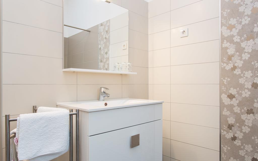 Apartments Frgacic باشْكا المظهر الخارجي الصورة